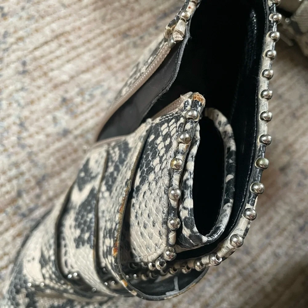 Steve Madden Black and Cream Snakeskin Ankle Boots - Picture 8 of 8